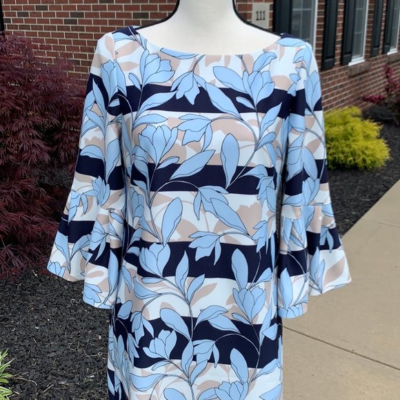 Vince Camuto Crepe Knit Bell Sleeve Dress - Picture 3 of 15